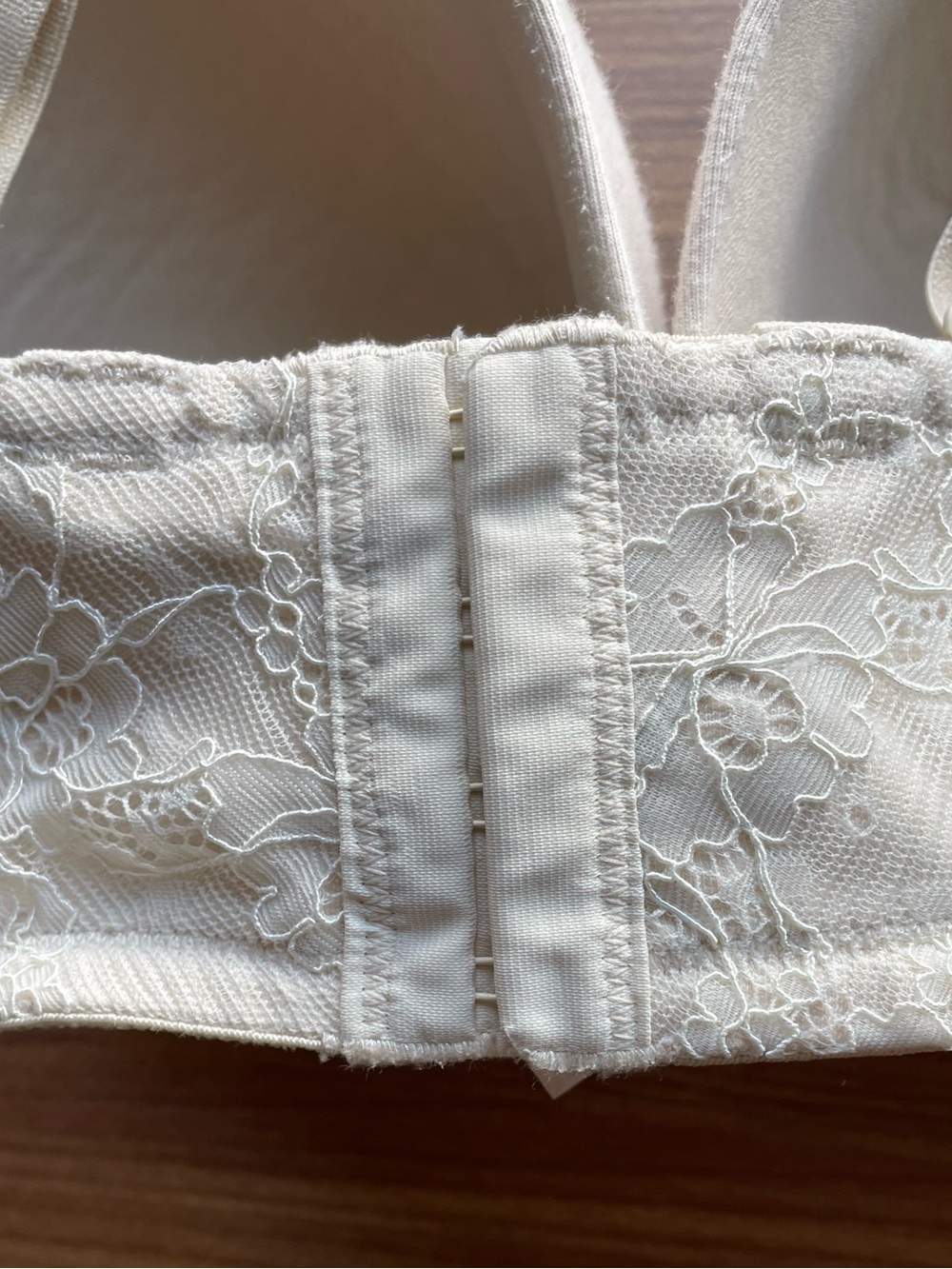 Cacique Lane Bryant Cotton Boost Plunge Bra Cream Lace Trim Size 42D - Picture 3 of 12